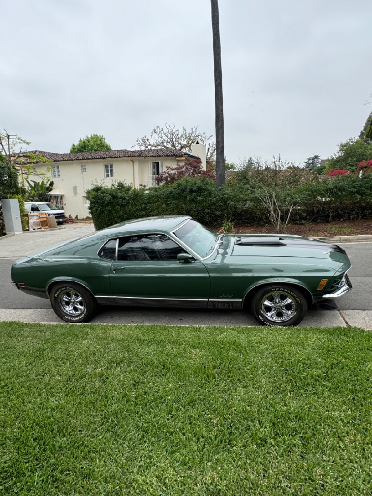 Ford-Mustang-1970-Fastback-4