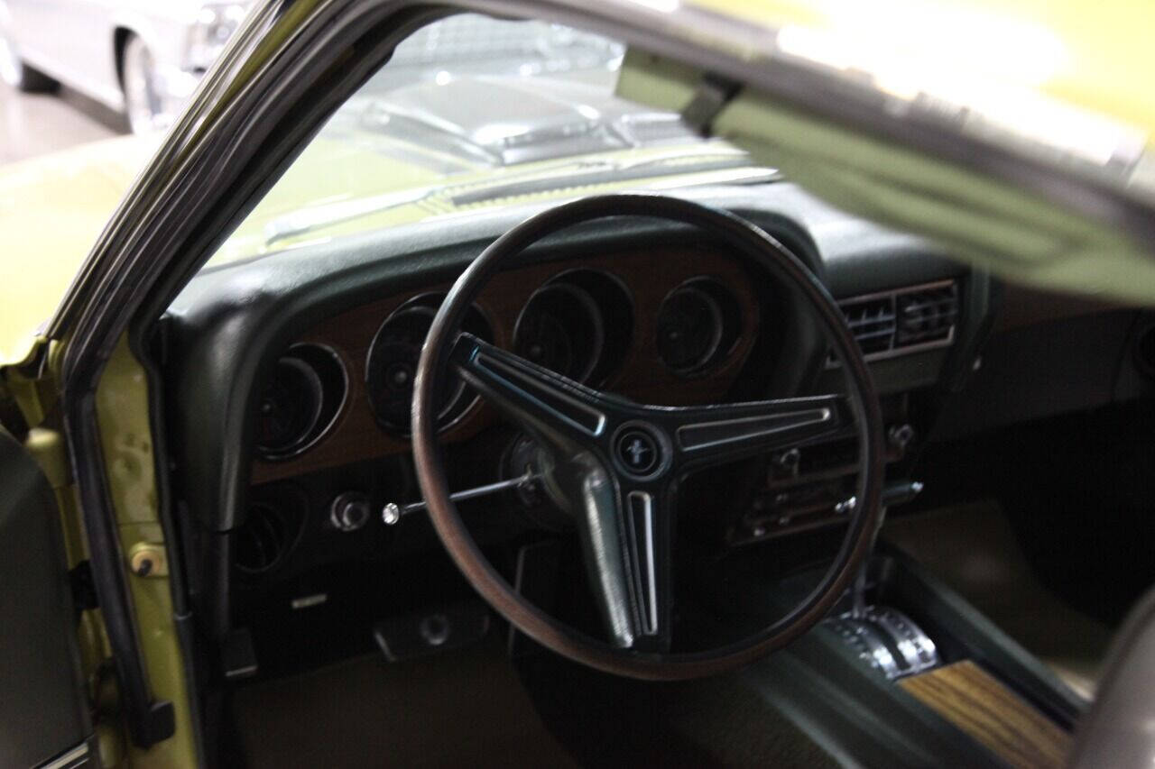 Ford-Mustang-1970-Hatchback-19