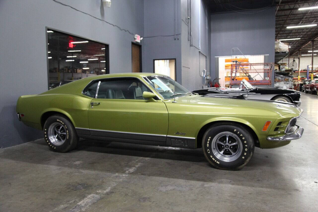 Ford-Mustang-1970-Hatchback-2
