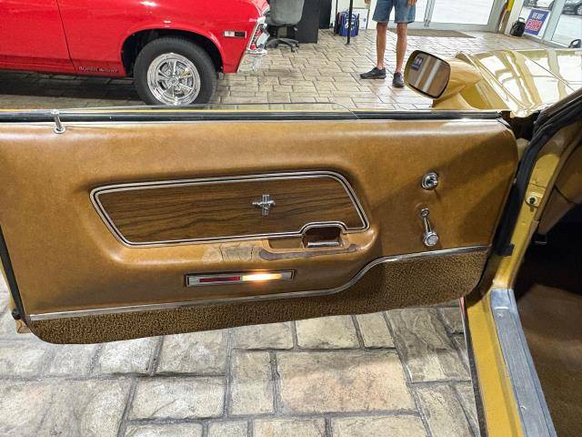 Ford-Mustang-1970-custom-7