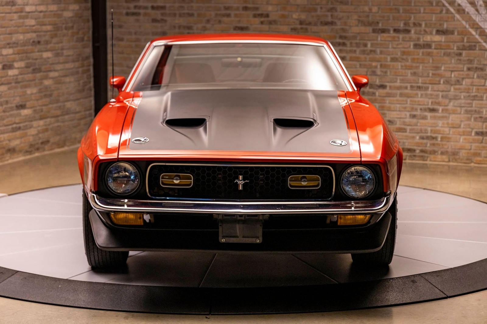 Ford-Mustang-1971-Coupe-1
