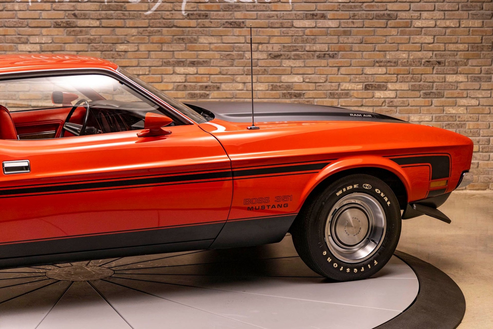 Ford-Mustang-1971-Coupe-11