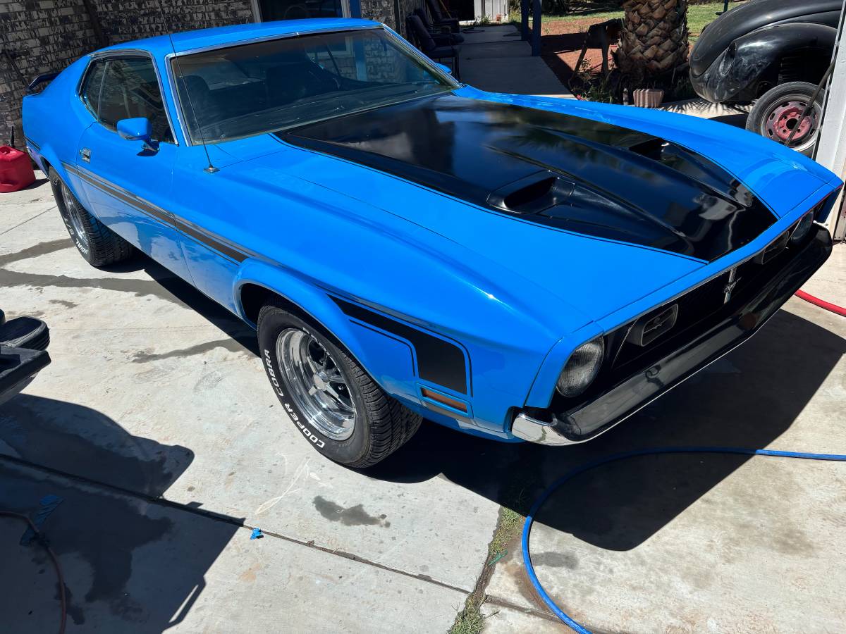 Ford-Mustang-1971-blue-15