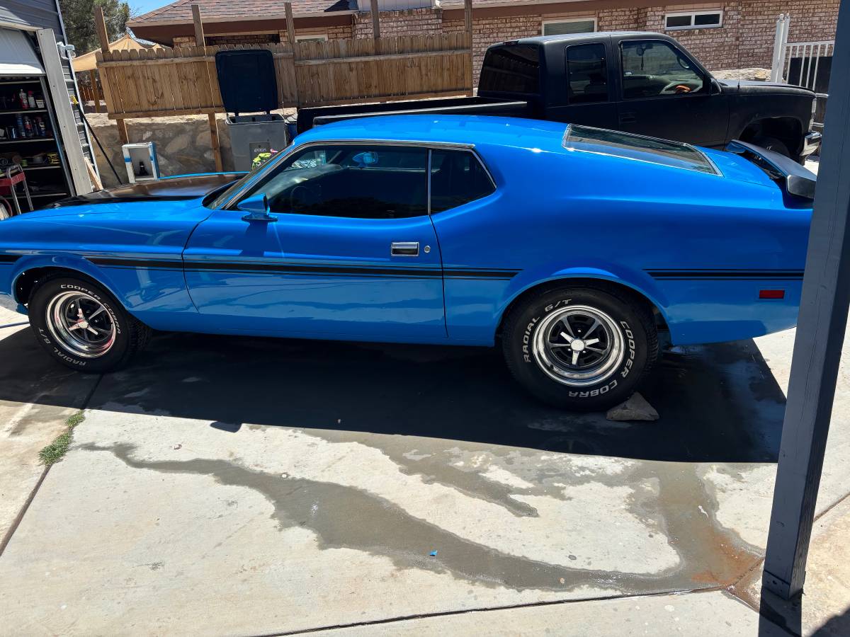 Ford-Mustang-1971-blue-4
