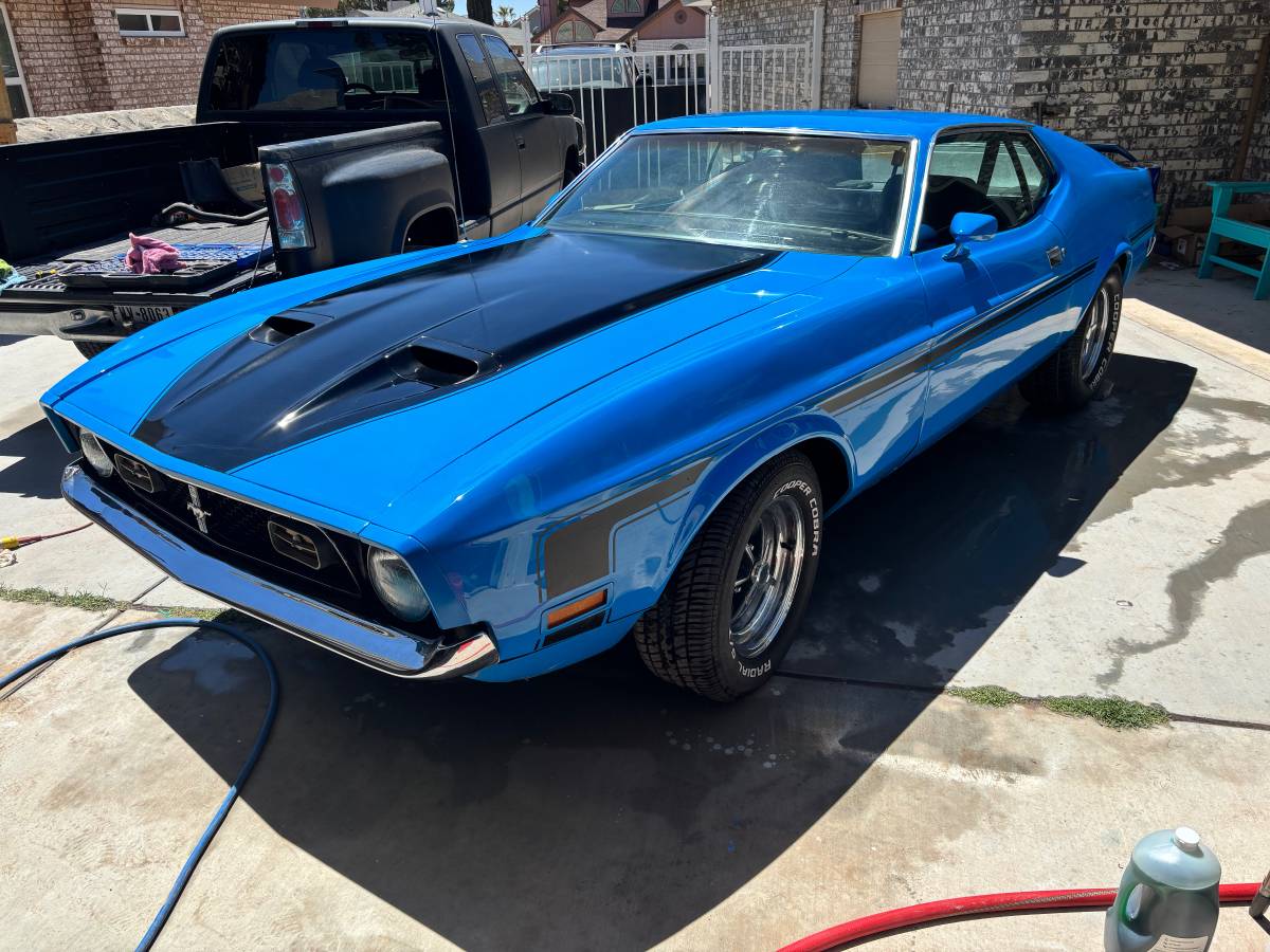 Ford Mustang  1971 blue