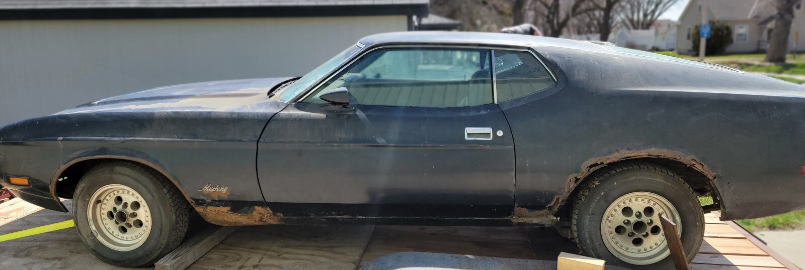 Ford-Mustang-1972-3