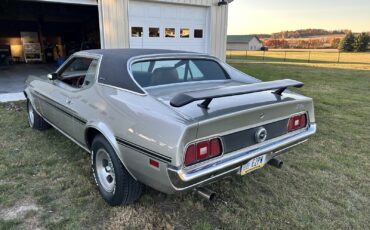 Ford-Mustang-1972-Coupe-1