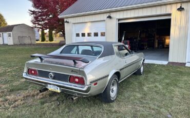 Ford-Mustang-1972-Coupe-3