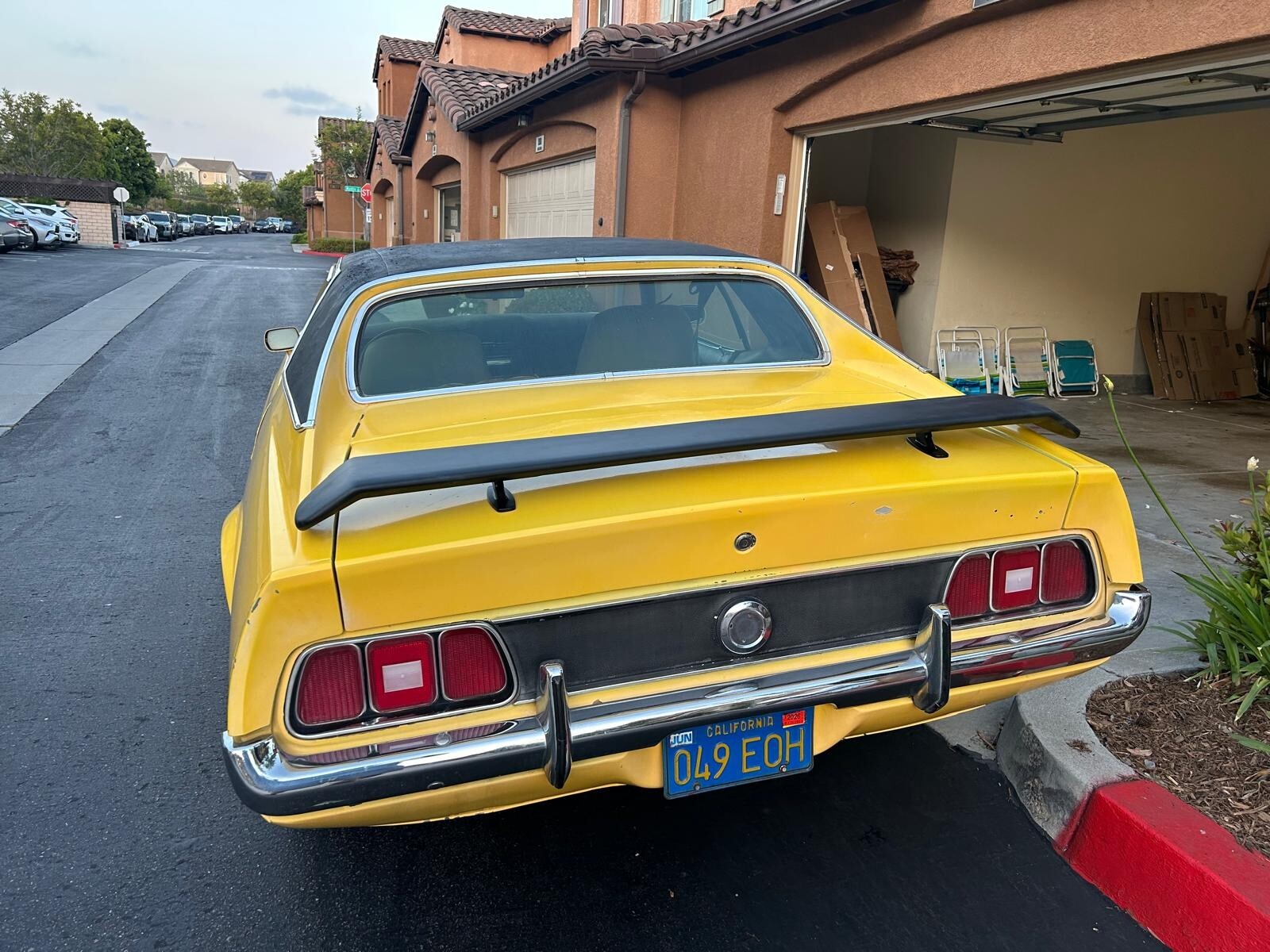 Ford-Mustang-1972-Coupe-3