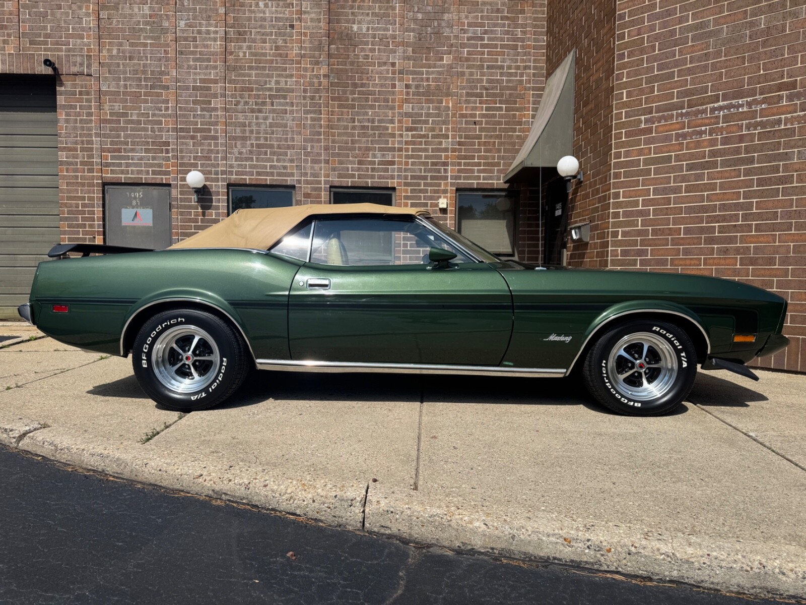 Ford-Mustang-1973-Convertible-12