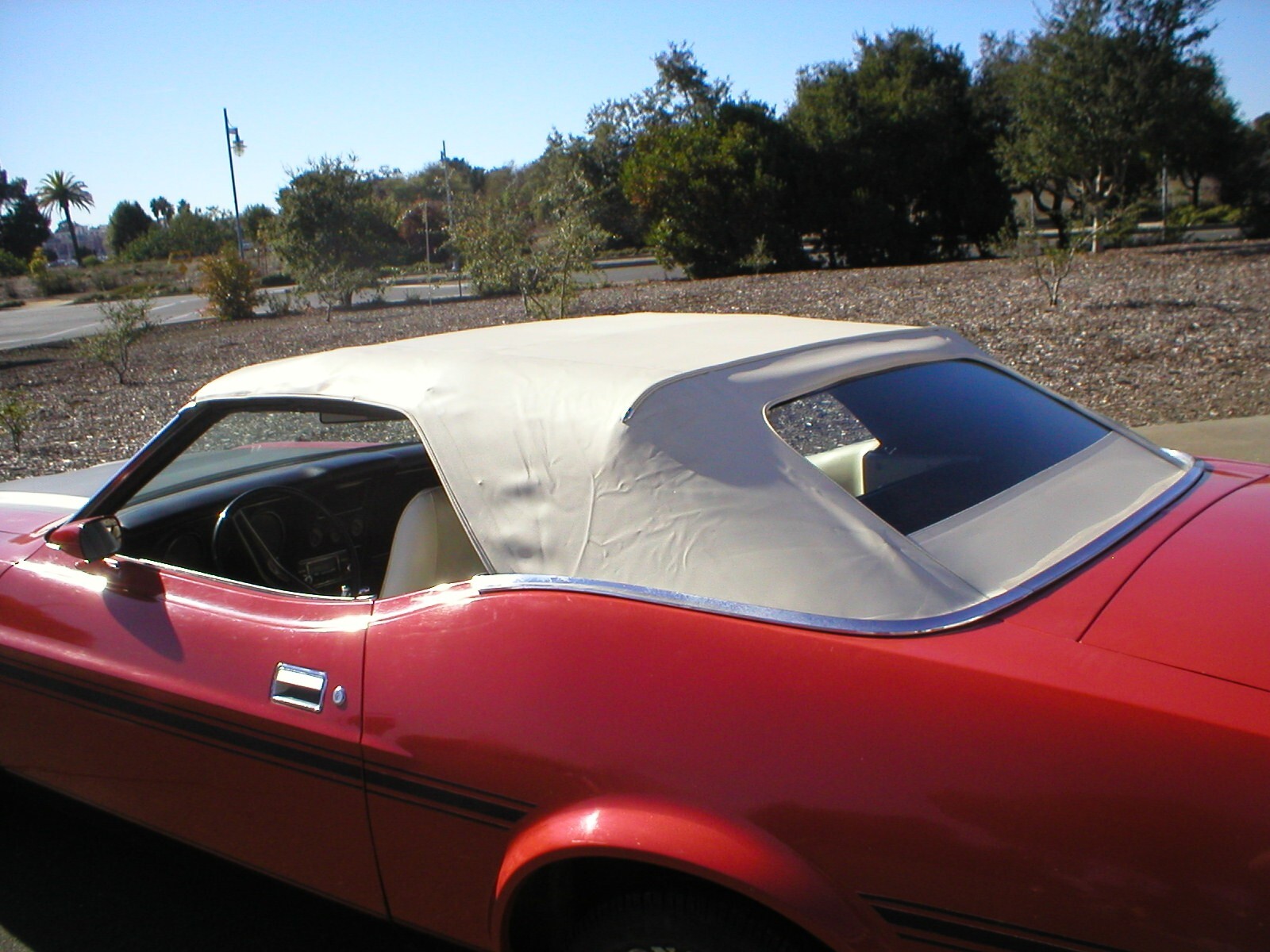 Ford-Mustang-1973-Convertible-14