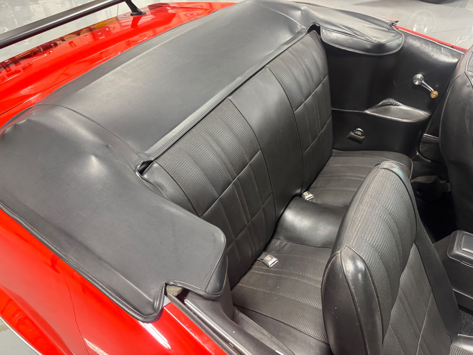Ford-Mustang-1973-Convertible-32