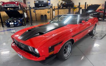Ford-Mustang-1973-Convertible