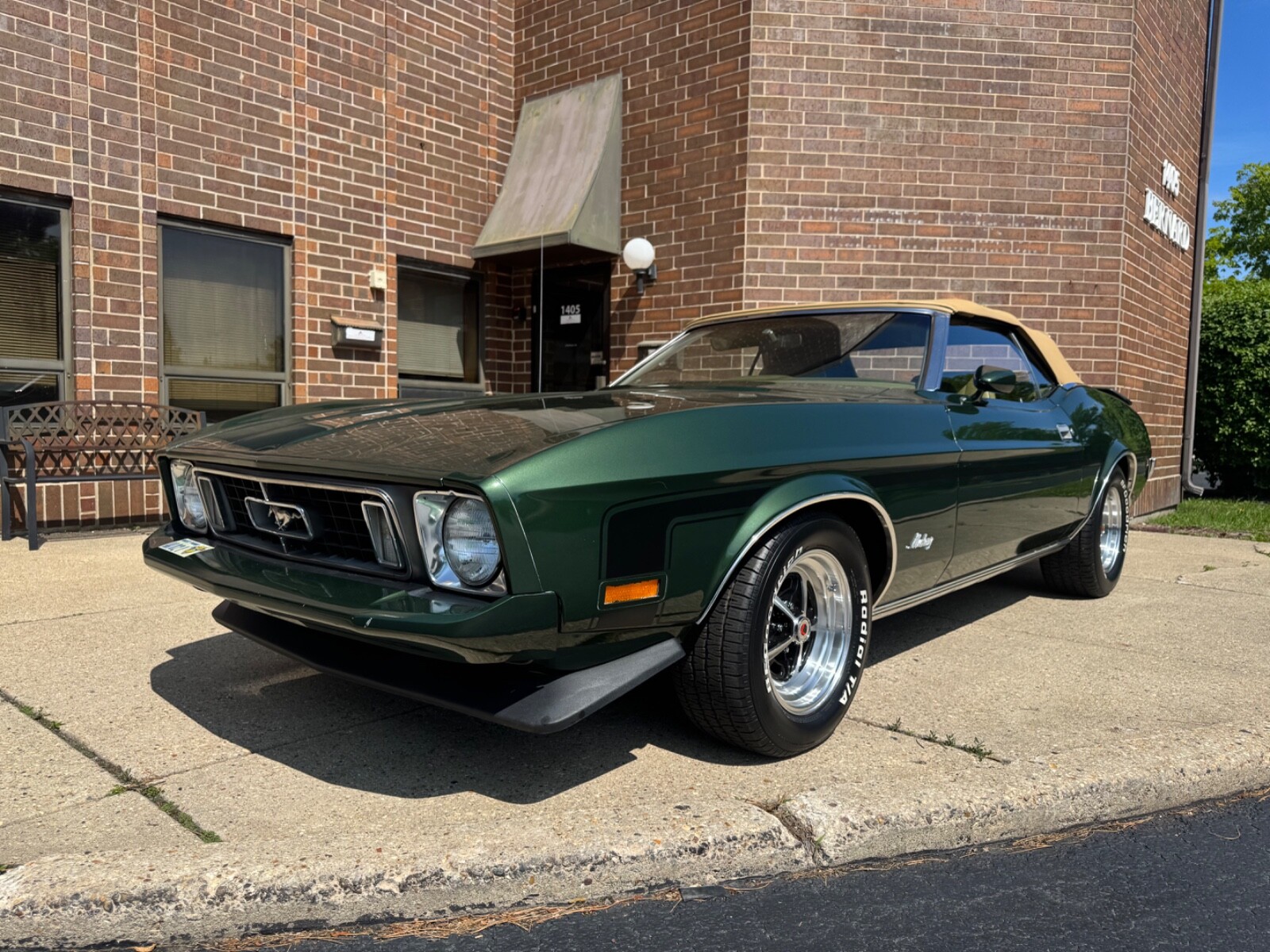 Ford-Mustang-1973-Convertible