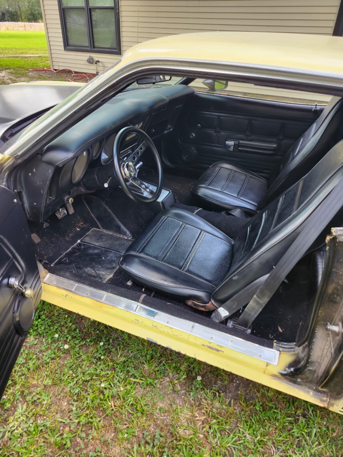 Ford-Mustang-1973-Fastback-10