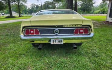 Ford-Mustang-1973-Fastback-3