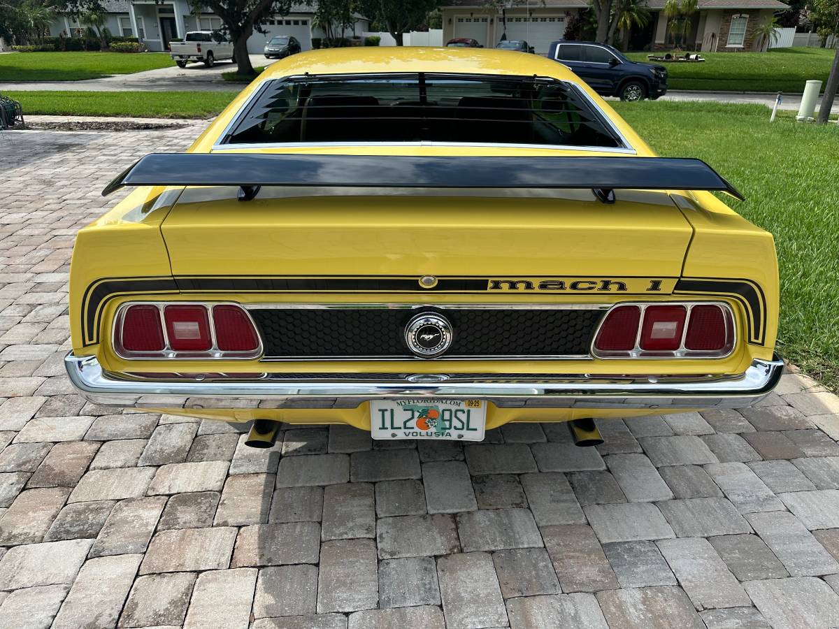 Ford-Mustang-1973-yellow-2