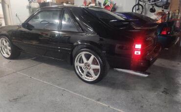 Ford-Mustang-1984-Hatchback-2