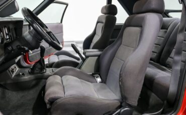 Ford-Mustang-1985-Coupe-13