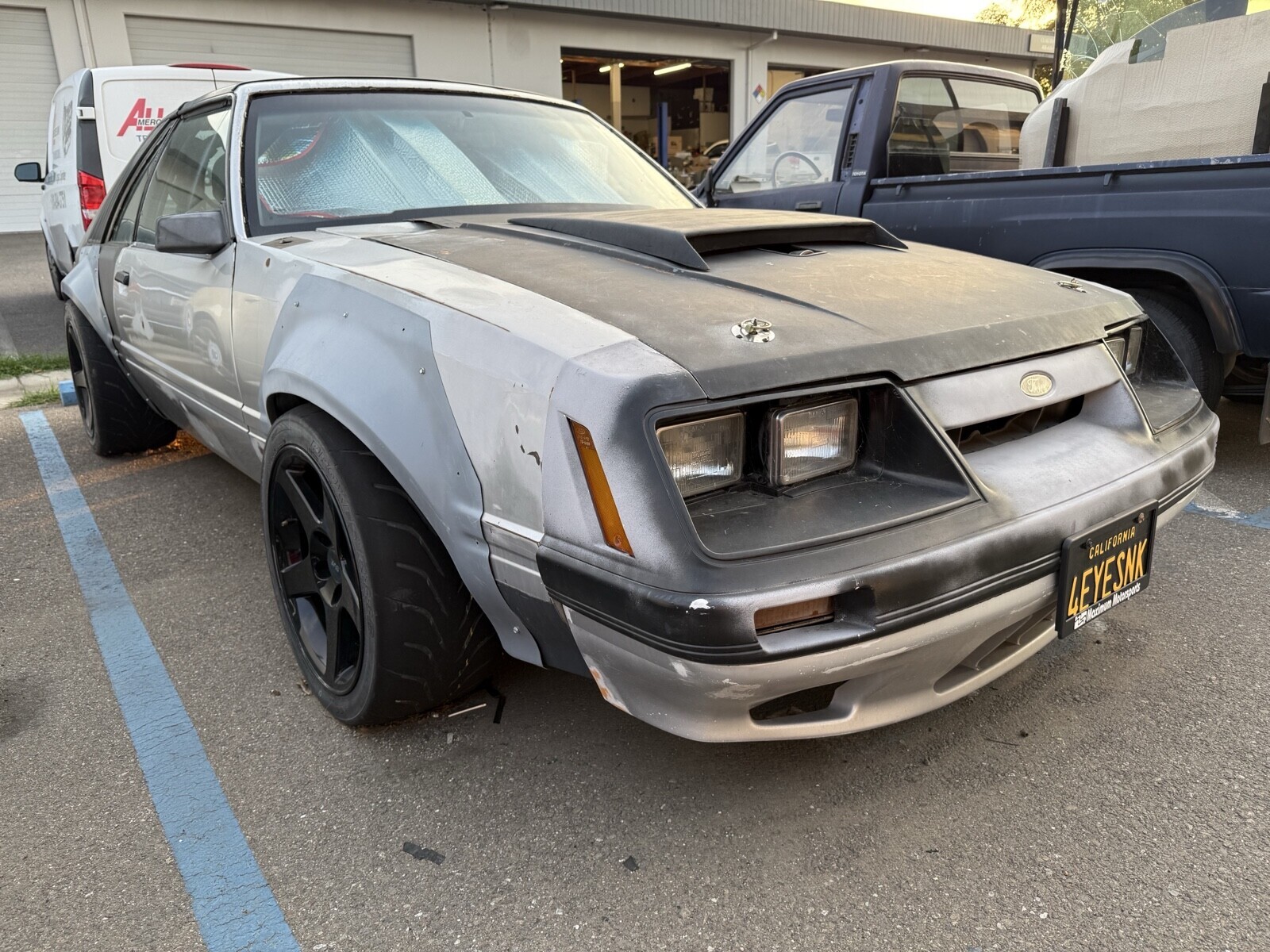 Ford-Mustang-1985-Hatchback-2