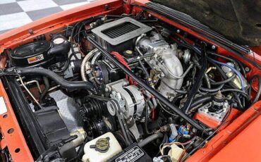 Ford-Mustang-1985-red-10