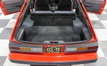 Ford-Mustang-1985-red-18