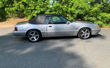 Ford-Mustang-1985-silver-15
