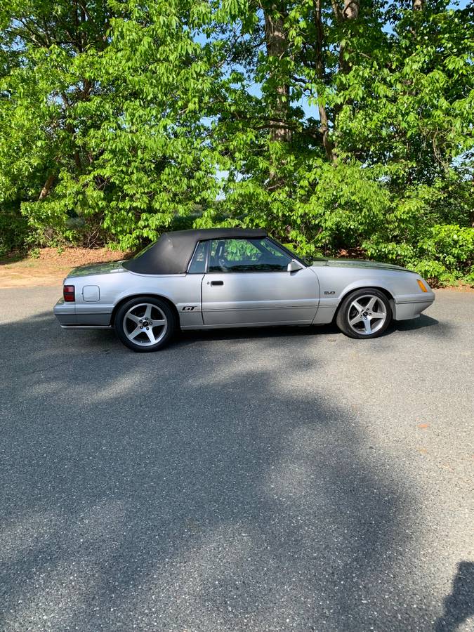 Ford-Mustang-1985-silver-15