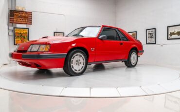 Ford-Mustang-1986-1