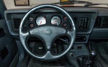 Ford-Mustang-1986-19