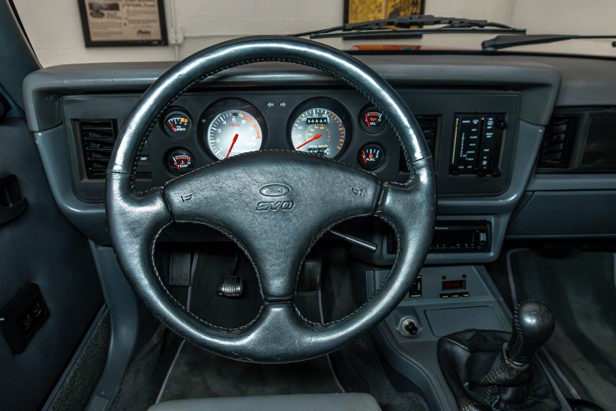 Ford-Mustang-1986-19