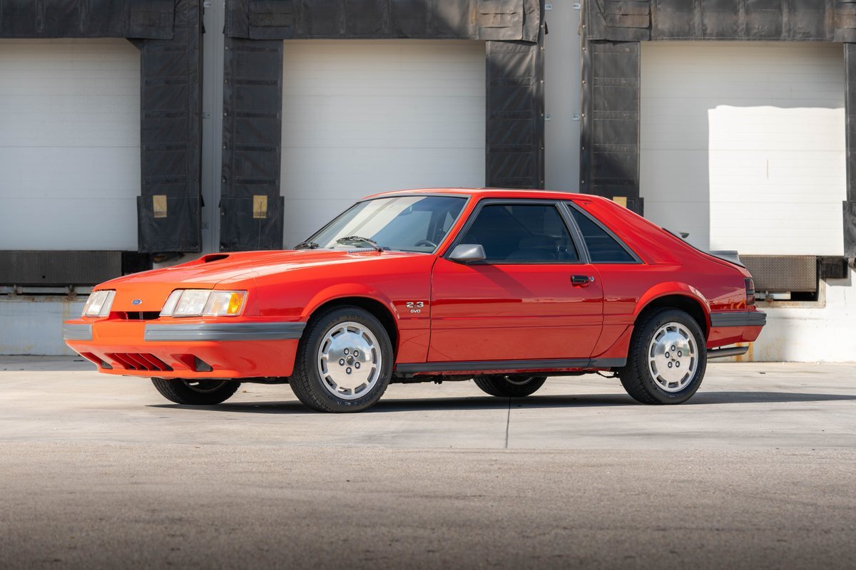 Ford-Mustang-1986-23