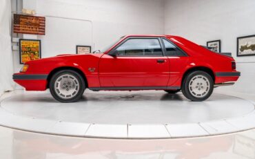 Ford-Mustang-1986-3