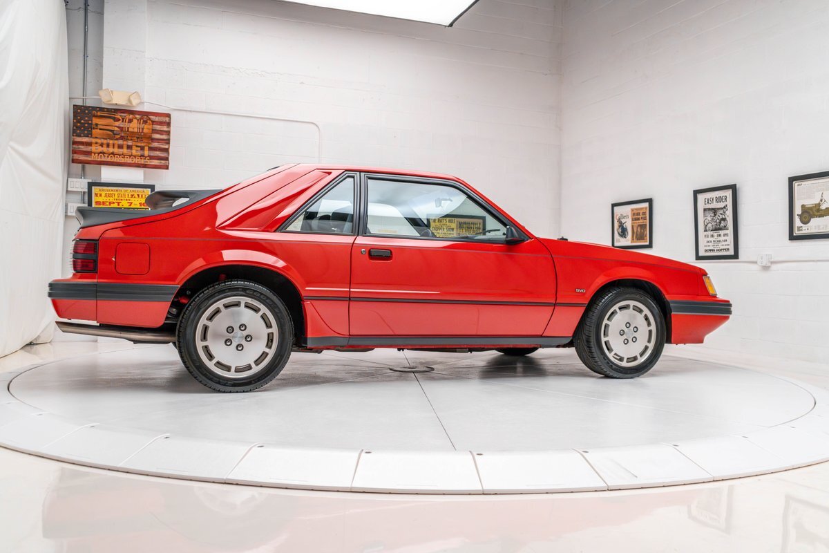 Ford-Mustang-1986-31