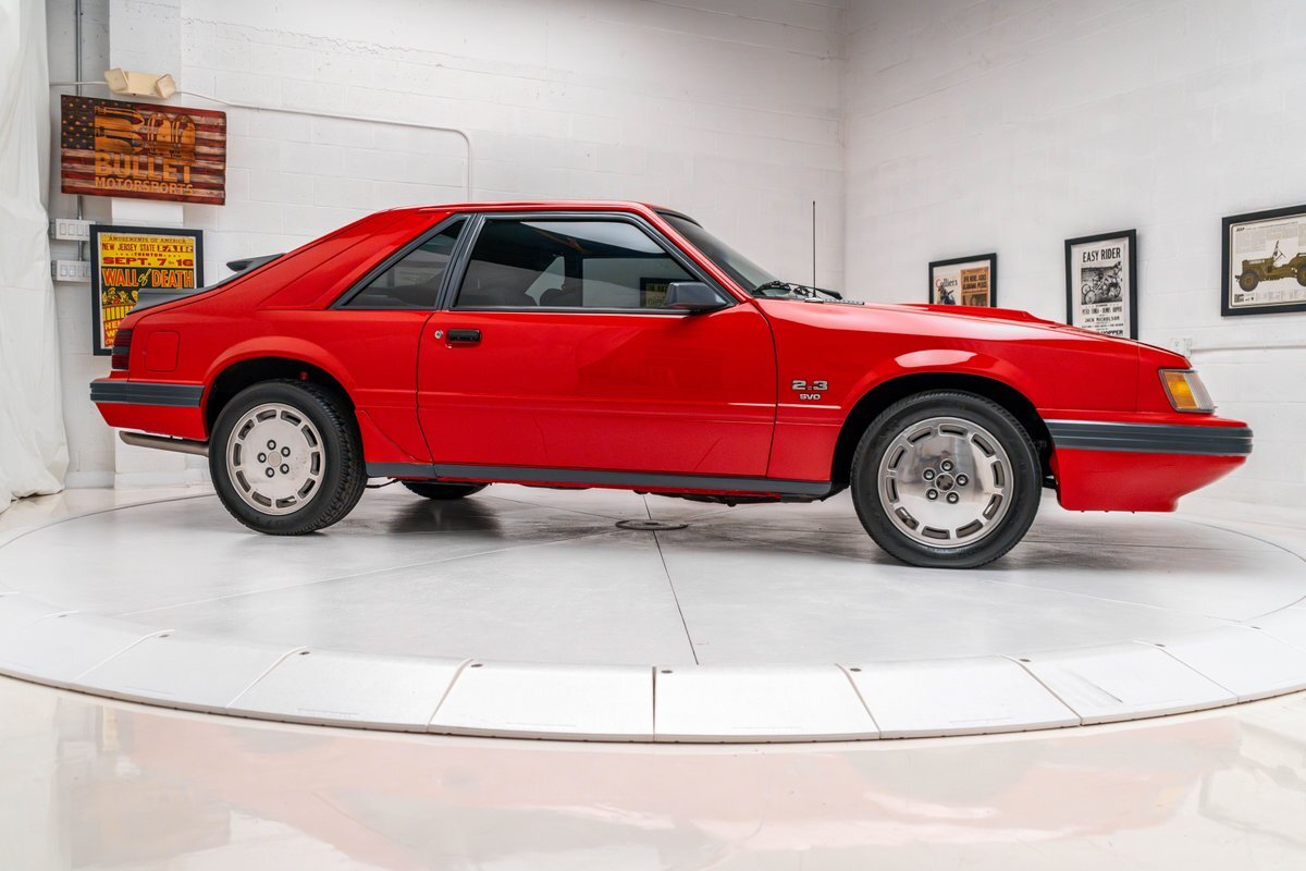 Ford-Mustang-1986-34
