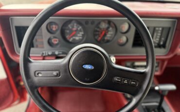 Ford-Mustang-1986-Convertible-18