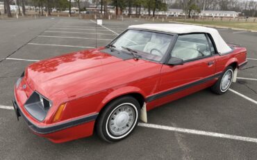Ford-Mustang-1986-Convertible
