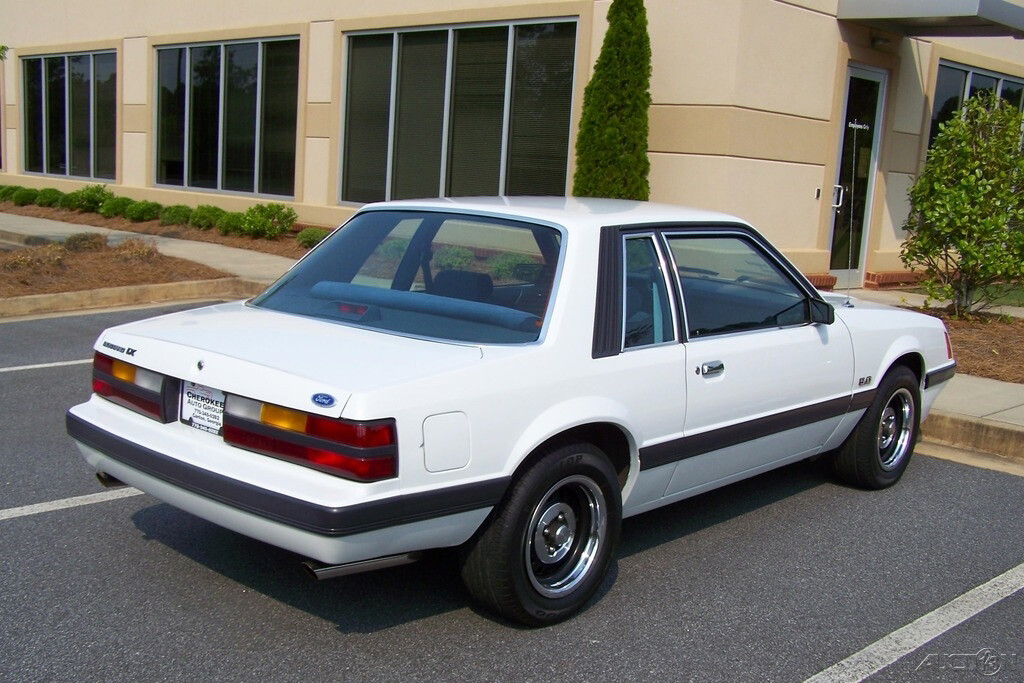 Ford-Mustang-1986-Coupe-1