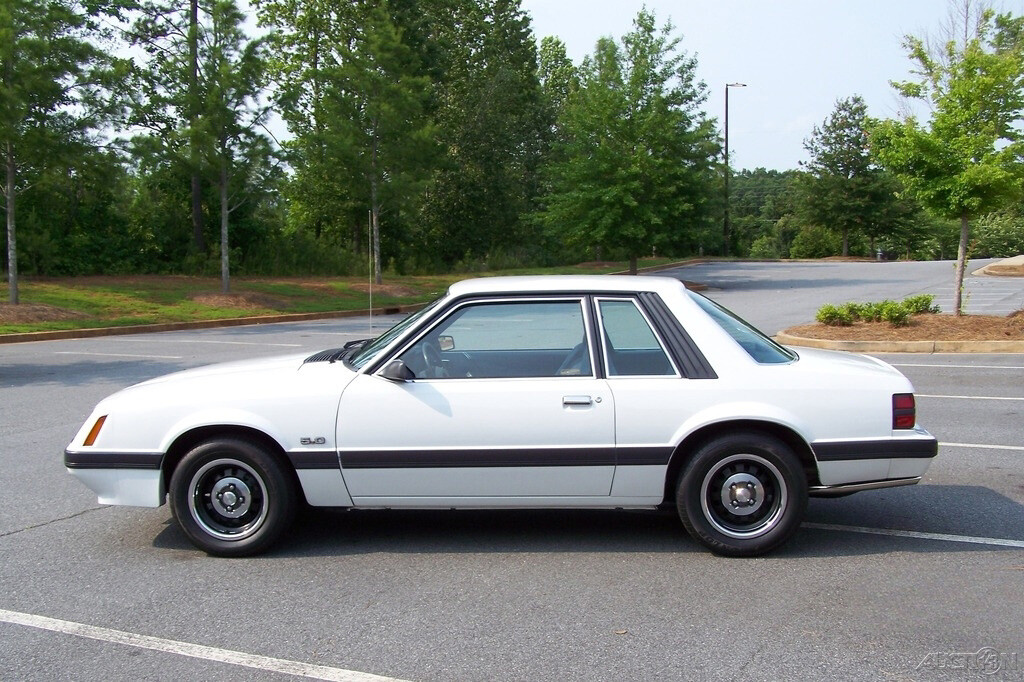 Ford-Mustang-1986-Coupe-6
