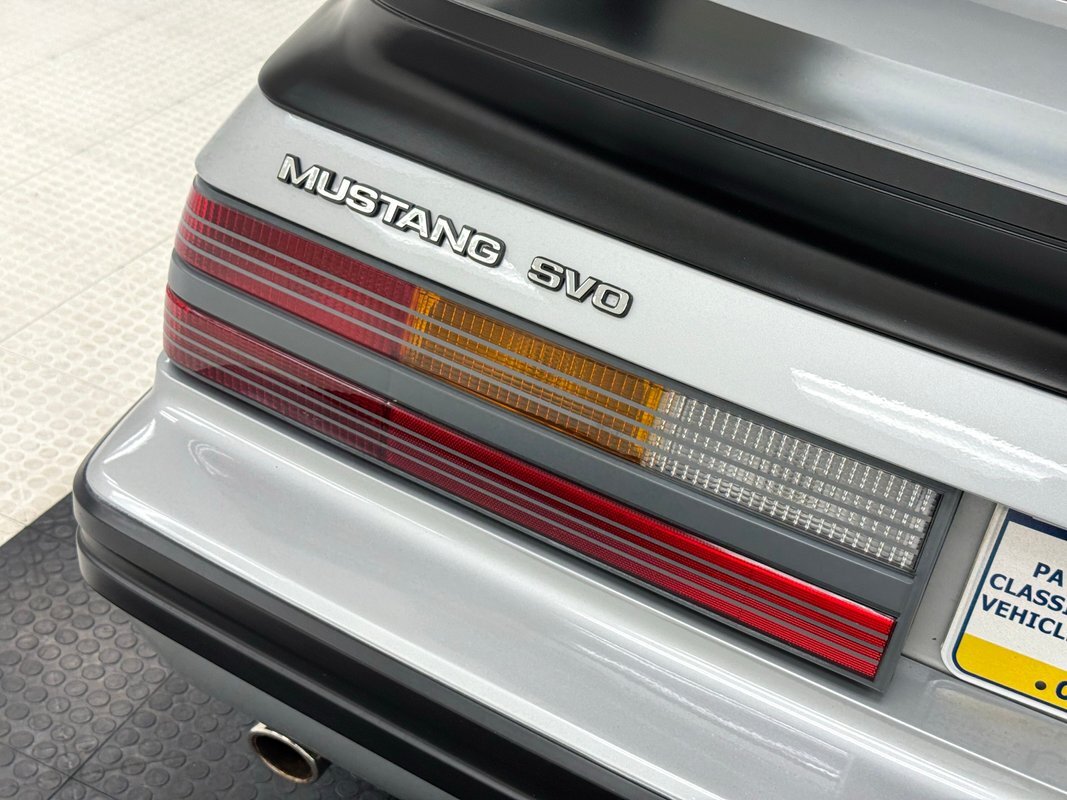 Ford-Mustang-1986-Hatchback-18