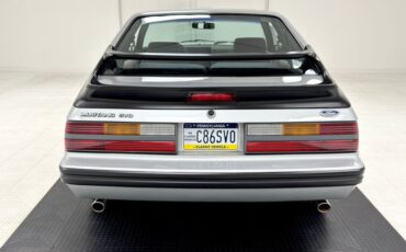 Ford-Mustang-1986-Hatchback-3