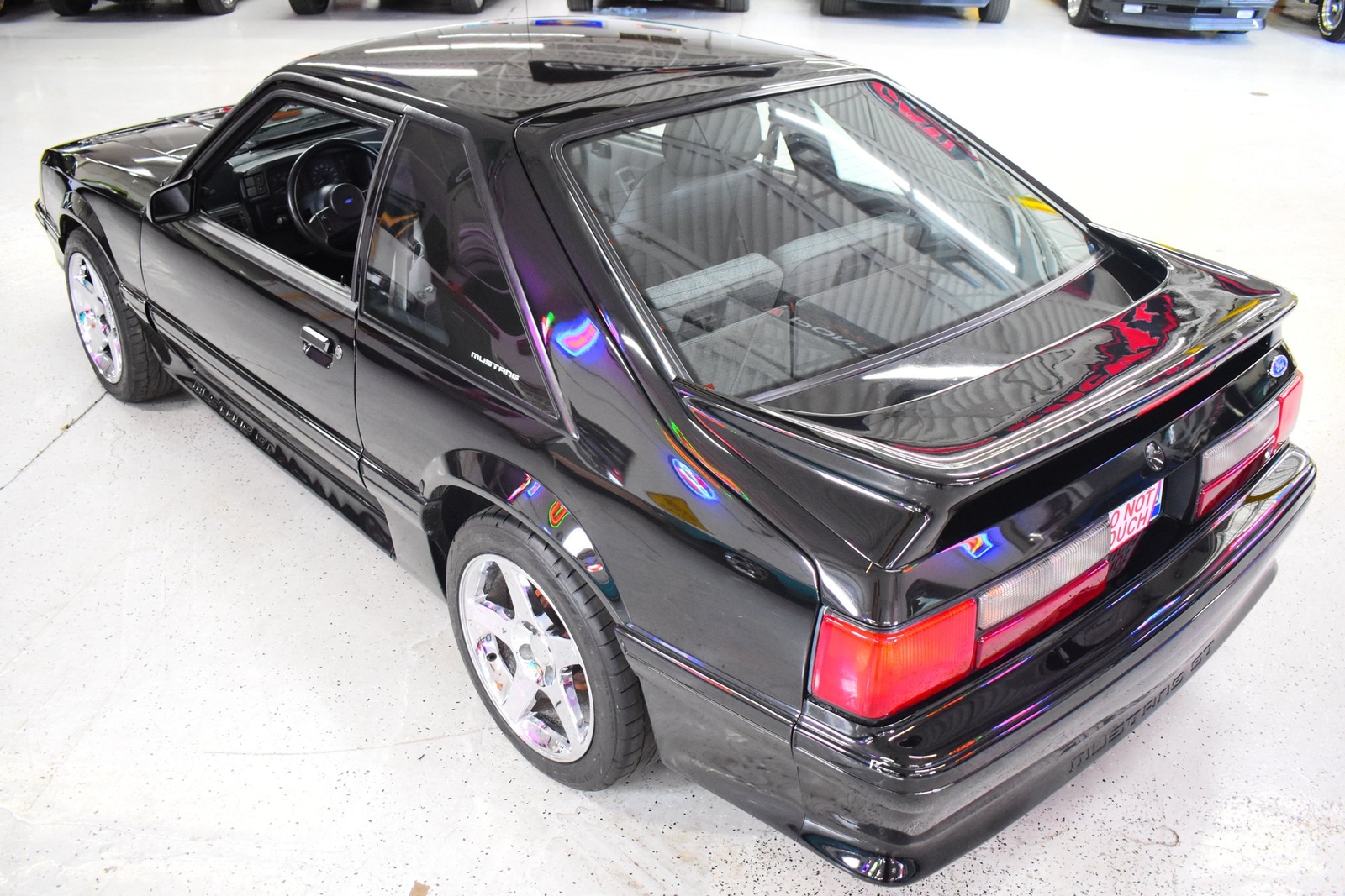 Ford-Mustang-1987-Coupe-17