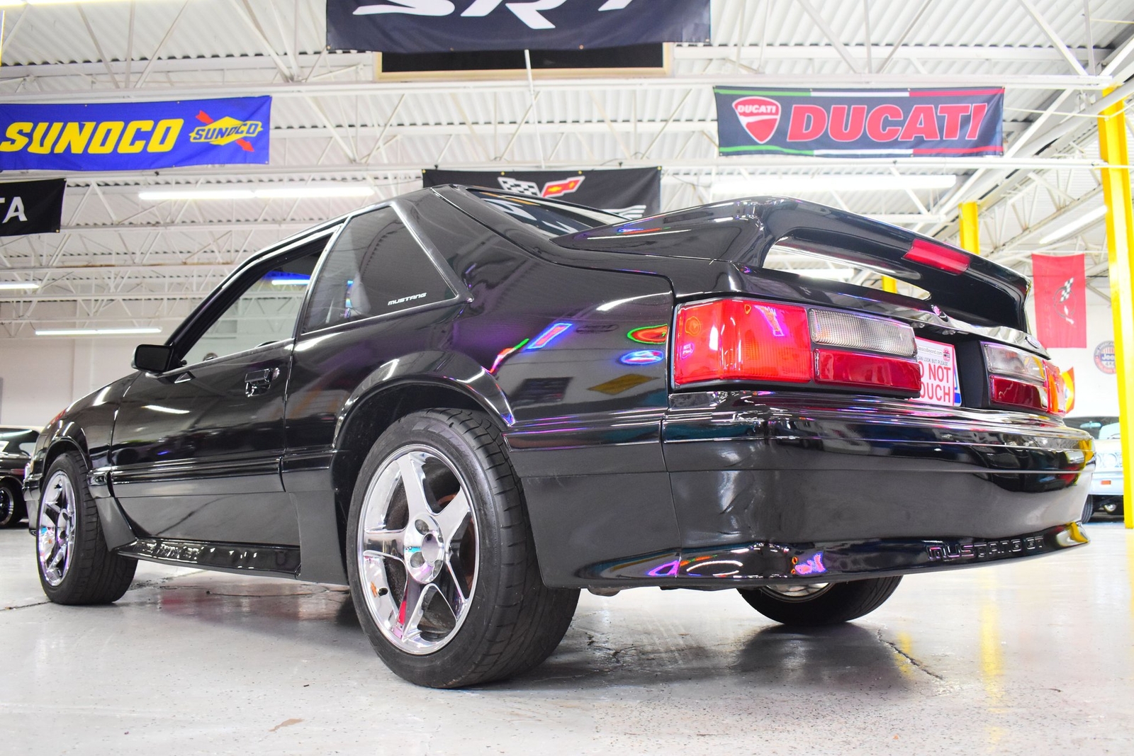 Ford-Mustang-1987-Coupe-18