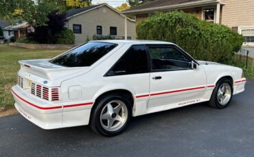 Ford-Mustang-1987-Hatchback-3