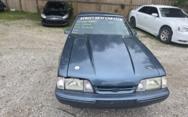 Ford-Mustang-1988-1