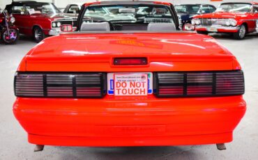Ford-Mustang-1988-12