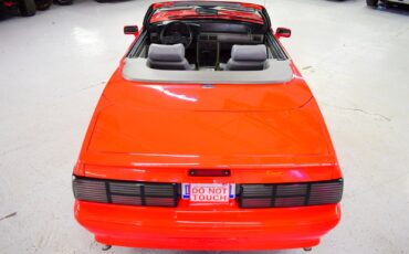 Ford-Mustang-1988-13