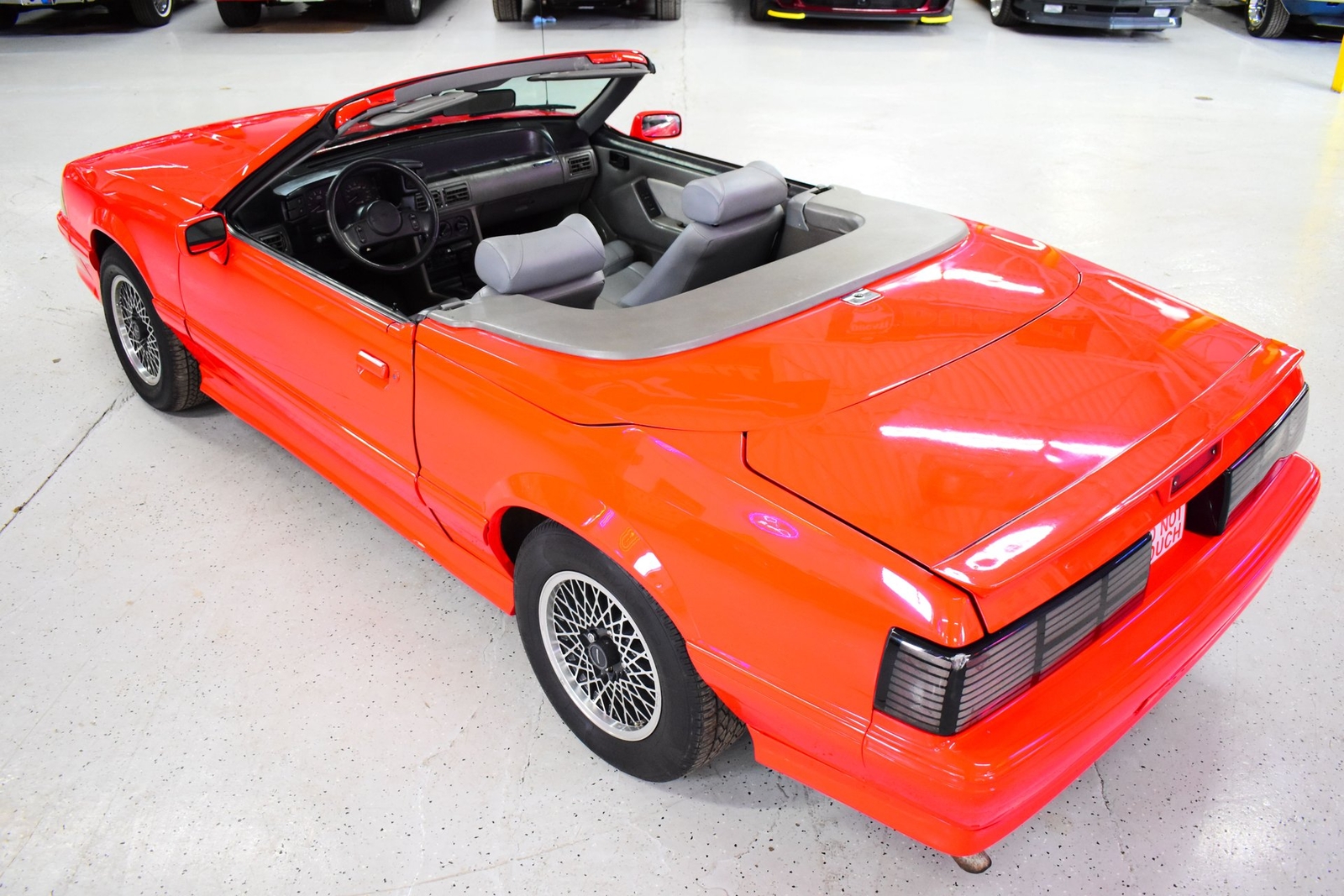Ford-Mustang-1988-16