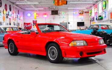 Ford-Mustang-1988
