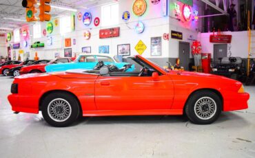 Ford-Mustang-1988-3